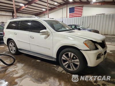 Czwarte zdjęcie samochodu z boku: 2011 MERCEDES-BENZ GL 450 4MATIC VIN:4JGBF7BE2BA666889 - miniatura
