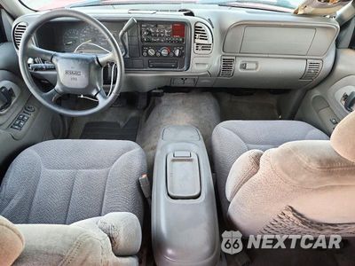 Zdjęcie 8 z 13 samochodu: 1998 GMC SUBURBAN C1500 VIN:3GKEC16R7WG502022 - miniatura