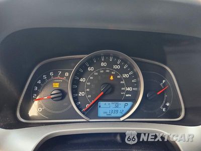 Zdjęcie 9 z 12 samochodu: 2015 TOYOTA RAV4 LE VIN:2T3BFREV4FW394042 - miniatura