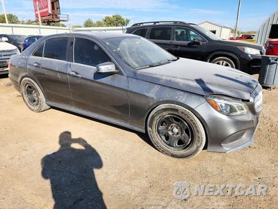 Czwarte zdjęcie samochodu z boku: 2016 MERCEDES-BENZ E 350 4MATIC VIN:WDDHF8JB1GB296943 - miniatura
