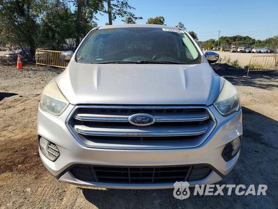 Piąte zdjęcie samochodu w środku: 2017 FORD ESCAPE SE VIN:1FMCU0GD8HUD39874 - miniatura