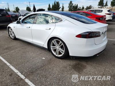 Drugie zdjęcie samochodu z przodu: 2013 TESLA MODEL S VIN:5YJSA1CN8DFP04313 - miniatura