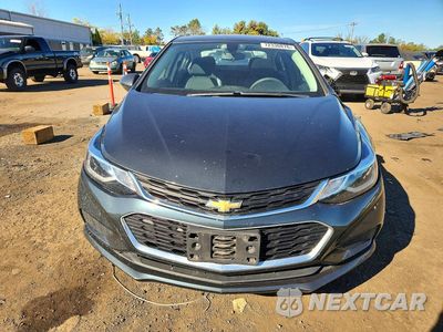 Piąte zdjęcie samochodu w środku: 2018 CHEVROLET CRUZE LT VIN:1G1BE5SM0J7161537 - miniatura