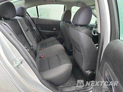 Zdjęcie 10 z 12 samochodu: 2015 CHEVROLET CRUZE LT VIN:1G1PC5SB3F7192833 - miniatura