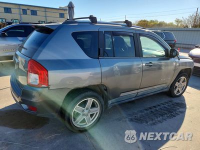 Trzecie zdjęcie samochodu z tyłu: 2011 JEEP COMPASS SPORT VIN:1J4NF1FBXBD240116 - miniatura