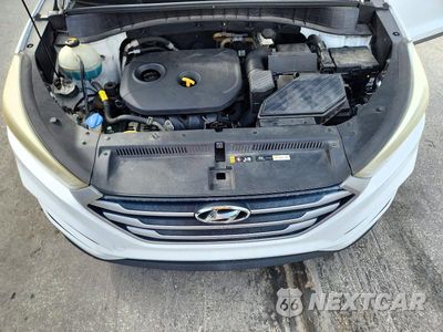 Zdjęcie 12 z 13 samochodu: 2017 HYUNDAI TUCSON SE VIN:KM8J33A45HU587083 - miniatura
