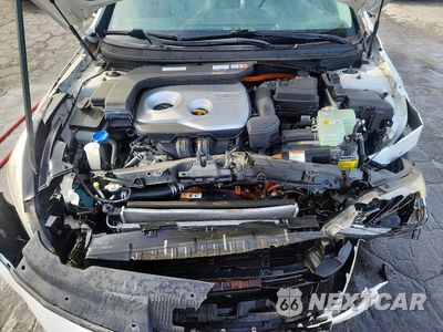 Zdjęcie 11 z 13 samochodu: 2016 HYUNDAI SONATA HYBRID SE VIN:KMHE24L17GA033413 - miniatura
