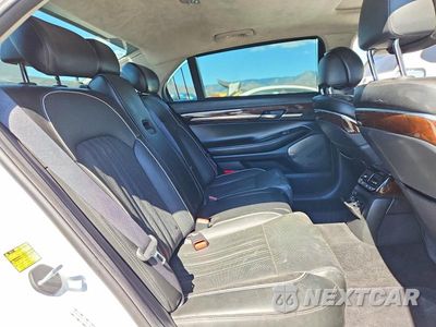 Zdjęcie 10 z 13 samochodu: 2018 GENESIS G90 PREMIUM VIN:KMHG34JA7JU047567 - miniatura