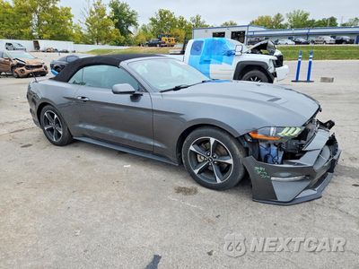 Czwarte zdjęcie samochodu z boku: 2018 FORD MUSTANG VIN:1FATP8UHXJ5113455 - miniatura