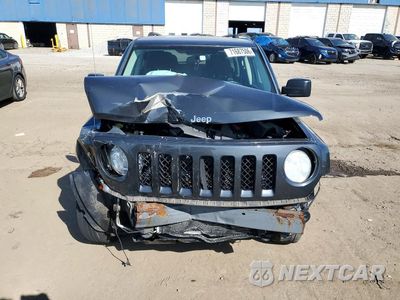Piąte zdjęcie samochodu w środku: 2011 JEEP PATRIOT SPORT VIN:1J4NT1GA8BD112763 - miniatura