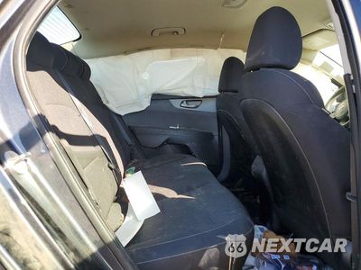 Zdjęcie 10 z 12 samochodu: 2019 KIA FORTE FE VIN:3KPF24AD5KE051517 - miniatura