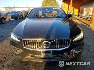 Piąte zdjęcie samochodu w środku: 2022 VOLVO S60 T8 RECHARGE INSCRIPTION VIN:7JRBR0FL2NG174264 - miniatura