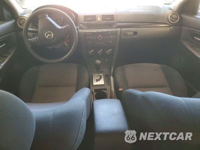 Zdjęcie 8 z 13 samochodu: 2007 MAZDA 3 I VIN:JM1BK32FX71670357 - miniatura