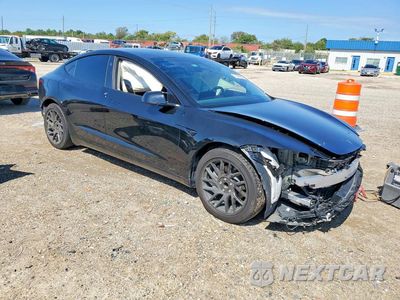 Czwarte zdjęcie samochodu z boku: 2024 TESLA MODEL 3 VIN:5YJ3E1EA7RF869408 - miniatura