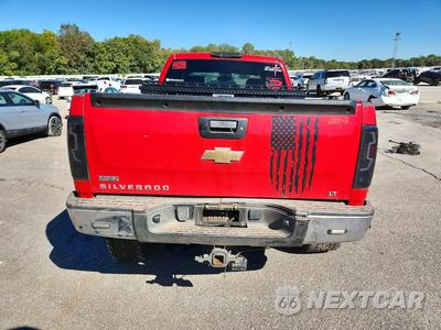 Zdjęcie 6 z 12 samochodu: 2011 CHEVROLET SILVERADO K1500 LT VIN:1GCRKSE3XBZ114697 - miniatura