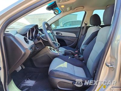 Zdjęcie 7 z 12 samochodu: 2014 CHEVROLET CRUZE LS VIN:1G1PA5SG1E7436592 - miniatura