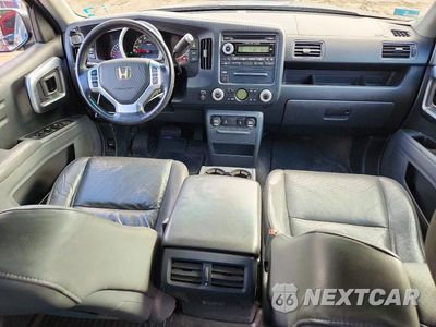 Zdjęcie 8 z 12 samochodu: 2008 HONDA RIDGELINE RTL VIN:2HJYK16518H501312 - miniatura