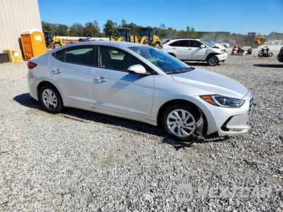Czwarte zdjęcie samochodu z boku: 2018 HYUNDAI ELANTRA SE VIN:5NPD74LF7JH270299 - miniatura