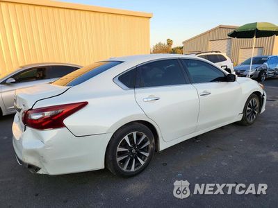 Trzecie zdjęcie samochodu z tyłu: 2018 NISSAN ALTIMA 2.5 SL VIN:1N4AL3AP4JC266071 - miniatura