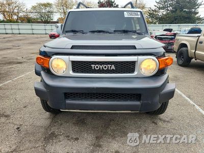 Piąte zdjęcie samochodu w środku: 2007 TOYOTA FJ CRUISER BASE VIN:JTEBU11F770024579 - miniatura