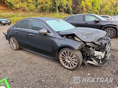 Czwarte zdjęcie samochodu z boku: 2021 MERCEDES-BENZ A 35 AMG VIN:W1K3G5BBXMJ271996 - miniatura