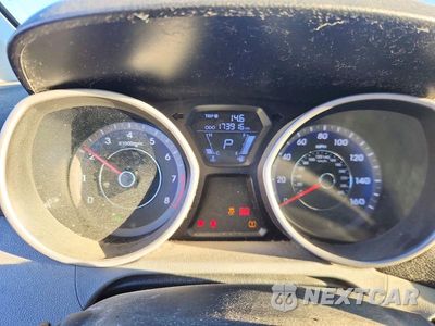 Zdjęcie 9 z 12 samochodu: 2013 HYUNDAI ELANTRA LIMITED VIN:KMHDH4AE3DU849030 - miniatura