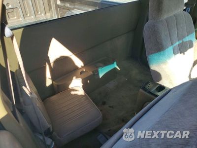 Zdjęcie 10 z 12 samochodu: 2002 GMC SONOMA VIN:1GTCS195328124683 - miniatura