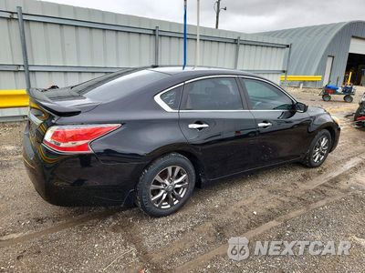 Trzecie zdjęcie samochodu z tyłu: 2015 NISSAN ALTIMA 2.5 S VIN:1N4AL3AP6FC447308 - miniatura