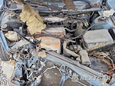 Zdjęcie 11 z 12 samochodu: 2000 TOYOTA CAMRY CE VIN:4T1BG22K8YU758571 - miniatura