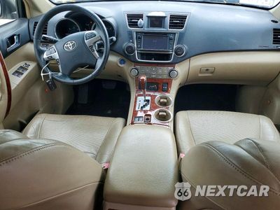 Zdjęcie 8 z 13 samochodu: 2013 TOYOTA HIGHLANDER HYBRID LIMITED VIN:JTEDC3EH5D2013860 - miniatura