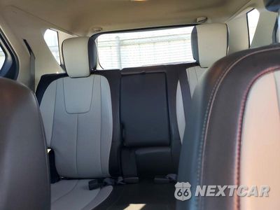Zdjęcie 10 z 13 samochodu: 2017 CHEVROLET EQUINOX PREMIER VIN:2GNALDEK7H1536321 - miniatura