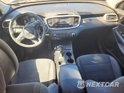 Zdjęcie 8 z 13 samochodu: 2016 KIA SORENTO LX V6 VIN:5XYPG4A56GG083594 - miniatura