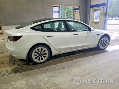Trzecie zdjęcie samochodu z tyłu: 2023 TESLA MODEL 3 VIN:5YJ3E1EA7PF492026 - miniatura