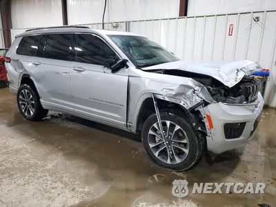 Czwarte zdjęcie samochodu z boku: 2023 JEEP GRAND CHEROKEE L OVERLAND VIN:1C4RJKDG8P8751253 - miniatura