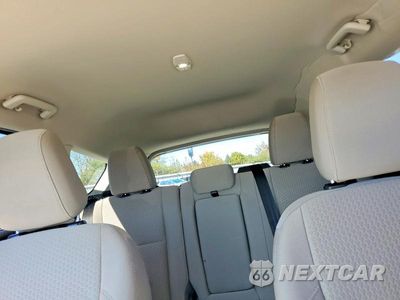Zdjęcie 10 z 13 samochodu: 2019 FORD ESCAPE SE VIN:1FMCU9GD1KUB90445 - miniatura