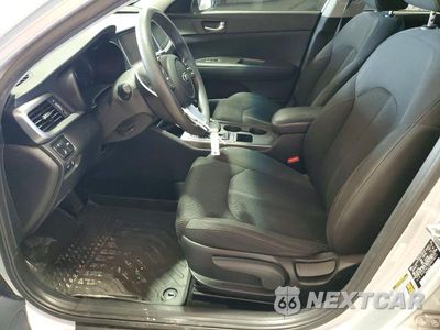 Zdjęcie 7 z 12 samochodu: 2019 KIA OPTIMA LX VIN:5XXGT4L34KG276895 - miniatura