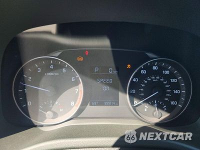 Zdjęcie 9 z 12 samochodu: 2017 HYUNDAI ELANTRA SE VIN:5NPD84LF0HH132465 - miniatura