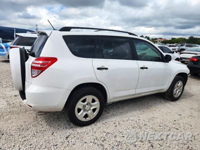 Trzecie zdjęcie samochodu z tyłu: 2010 TOYOTA RAV4 BASE VIN:JTMZF4DV8A5031035 - miniatura