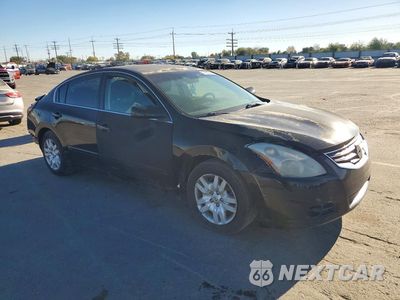 Czwarte zdjęcie samochodu z boku: 2012 NISSAN ALTIMA 2.5 VIN:1N4AL2APXCC217339 - miniatura