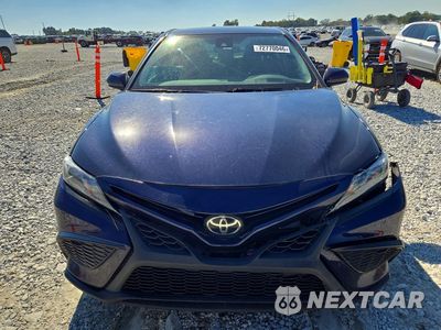 Piąte zdjęcie samochodu w środku: 2021 TOYOTA CAMRY SE VIN:4T1G11AK7MU545009 - miniatura