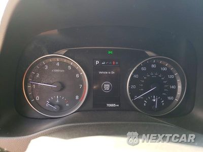 Zdjęcie 9 z 13 samochodu: 2017 HYUNDAI ELANTRA LIMITED VIN:5NPD84LF6HH026666 - miniatura