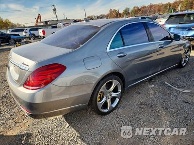 Trzecie zdjęcie samochodu z tyłu: 2015 MERCEDES-BENZ S 550 4MATIC VIN:WDDUG8FB8FA116141 - miniatura