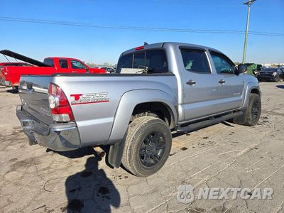 Trzecie zdjęcie samochodu z tyłu: 2015 TOYOTA TACOMA DOUBLE CAB PRERUNNER VIN:5TFJU4GN3FX071937 - miniatura