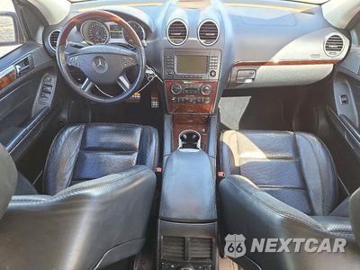 Zdjęcie 8 z 13 samochodu: 2008 MERCEDES-BENZ ML 63 AMG VIN:4JGBB77E08A305383 - miniatura