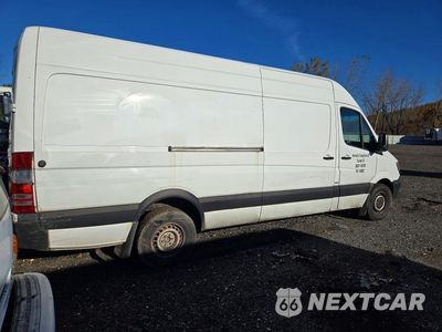 Trzecie zdjęcie samochodu z tyłu: 2014 MERCEDES-BENZ SPRINTER 2500 VIN:WD3PE8DE3E5821635 - miniatura
