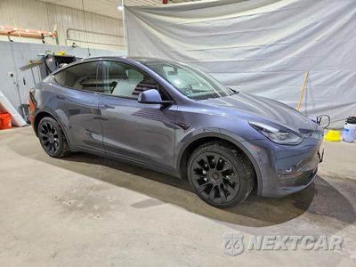 Czwarte zdjęcie samochodu z boku: 2020 TESLA MODEL Y VIN:5YJYGDEE5LF010961 - miniatura