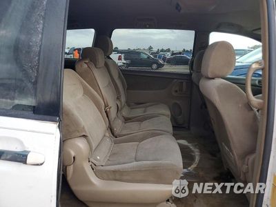 Zdjęcie 11 z 13 samochodu: 2005 TOYOTA SIENNA LE 8 PASSENGER VIN:5TDZA23CX5S327516 - miniatura