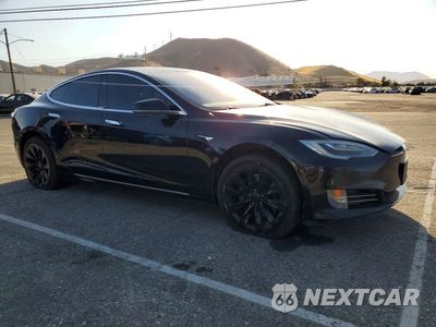 Czwarte zdjęcie samochodu z boku: 2017 TESLA MODEL S VIN:5YJSA1E11HF231127 - miniatura