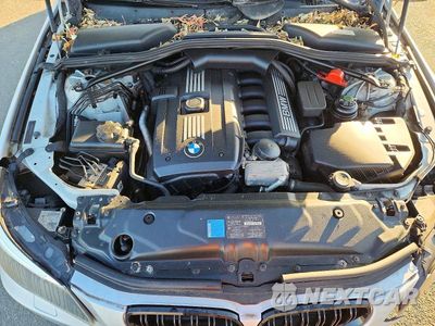 Zdjęcie 11 z 12 samochodu: 2009 BMW 528 XI VIN:WBANV13539C156319 - miniatura