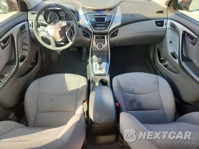 Zdjęcie 8 z 12 samochodu: 2013 HYUNDAI ELANTRA GLS VIN:5NPDH4AE2DH405734 - miniatura
